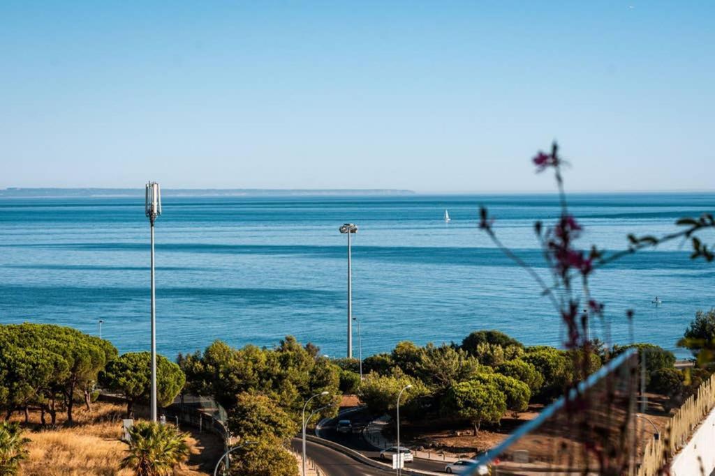 The Minipenthouse Terrace & Spa Paco de Arcos Bagian luar foto