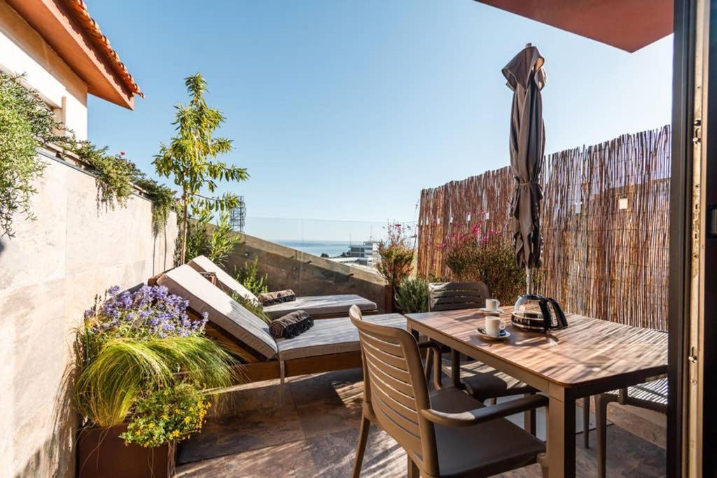 The Minipenthouse Terrace & Spa Paco de Arcos Bagian luar foto